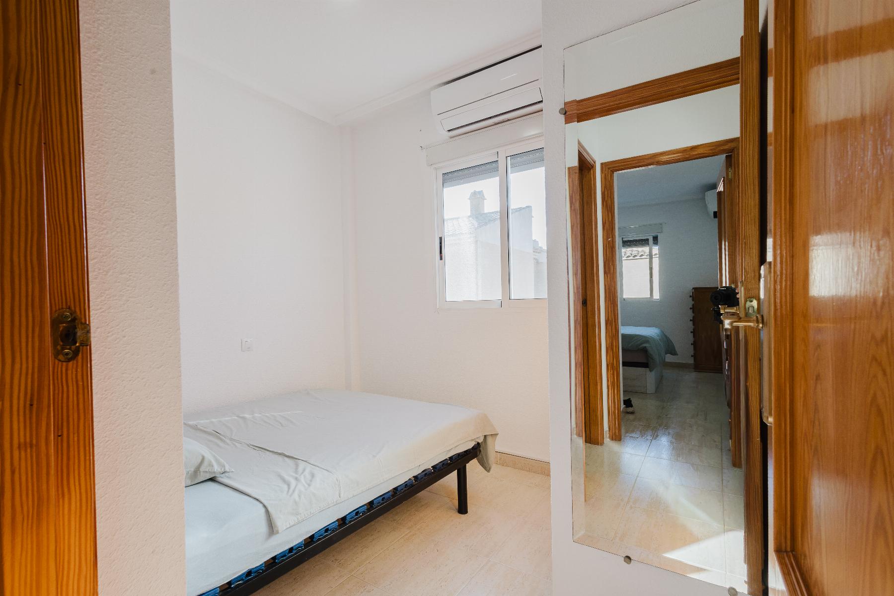 2 Bed, 1 Bath, HouseFor Sale, Torrevieja, Alicante