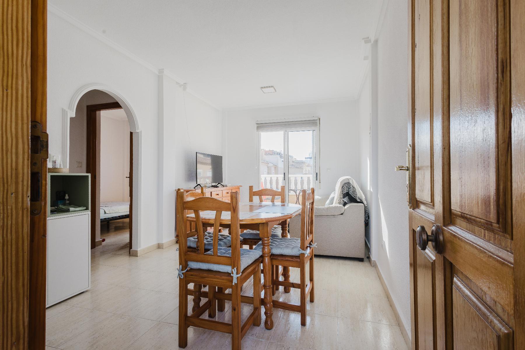 2 Bed, 1 Bath, HouseFor Sale, Torrevieja, Alicante