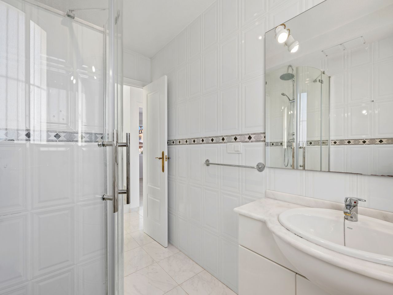 3 Bed, 2 Bath, HouseFor Sale, Benijofar, Alicante