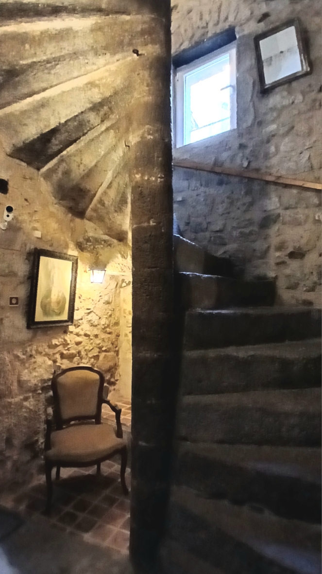 4 Bed, 2 Bath, HouseFor Sale, Fouzilhon, Herault, Languedoc-Roussillon, 34480