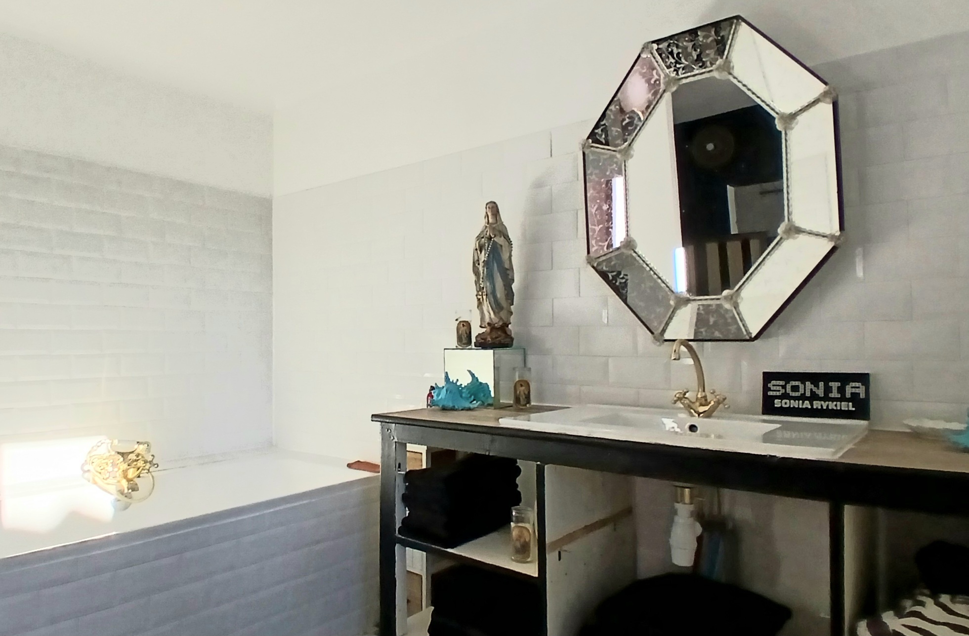 8 Bed, 6 Bath, HouseFor Sale, Poilhes, Herault, Languedoc-Roussillon, 34310