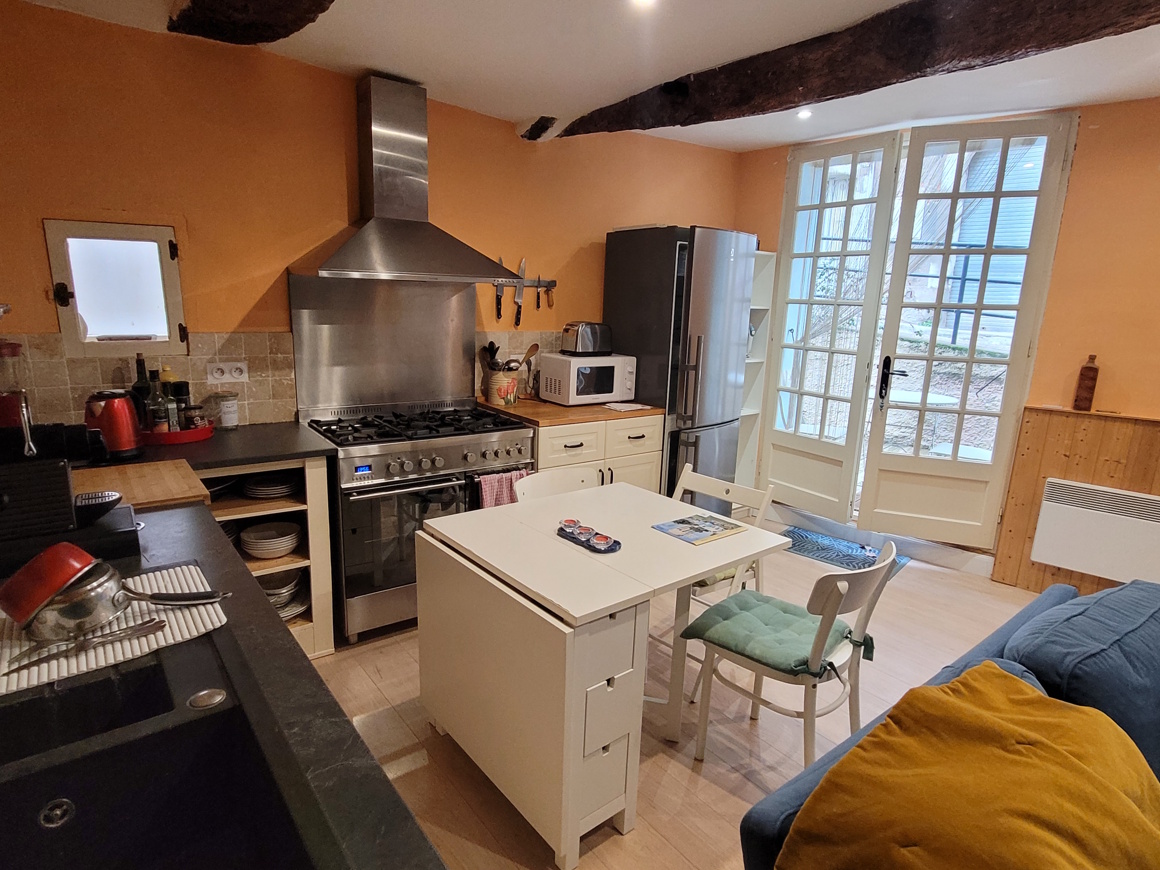 2 Bed, 2 Bath, HouseFor Sale, Cessenon Sur Orb, Herault, Languedoc-Roussillon, 34460