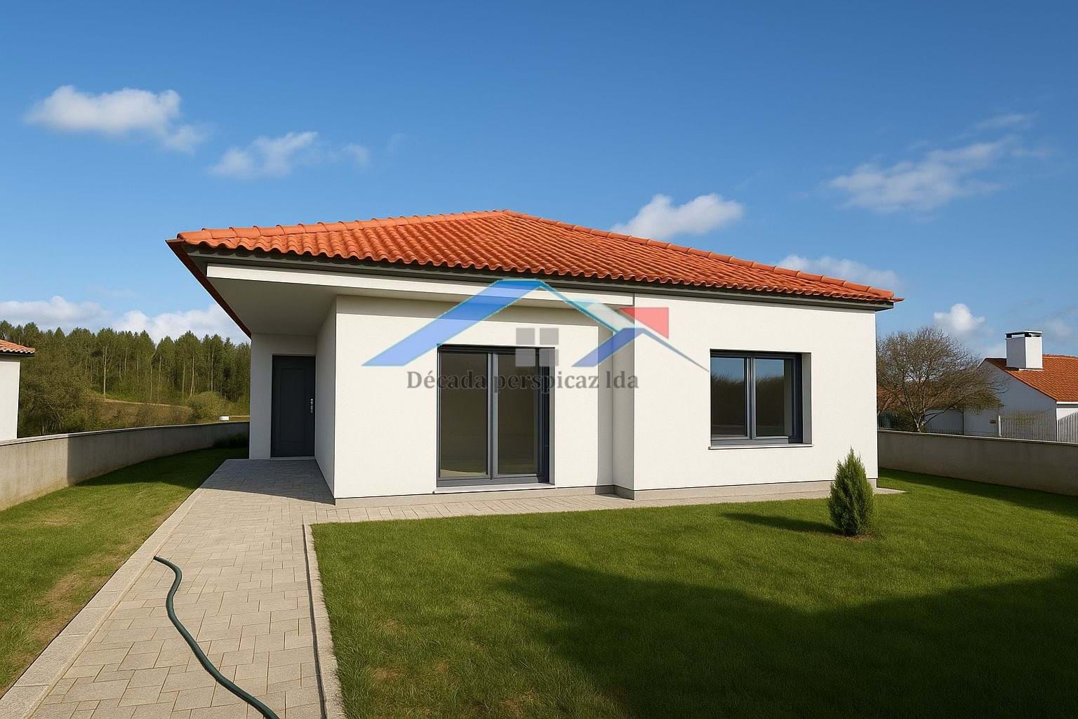 3 Bed, 2 Bath, HouseFor Sale, Coruche, Santarém, 2100