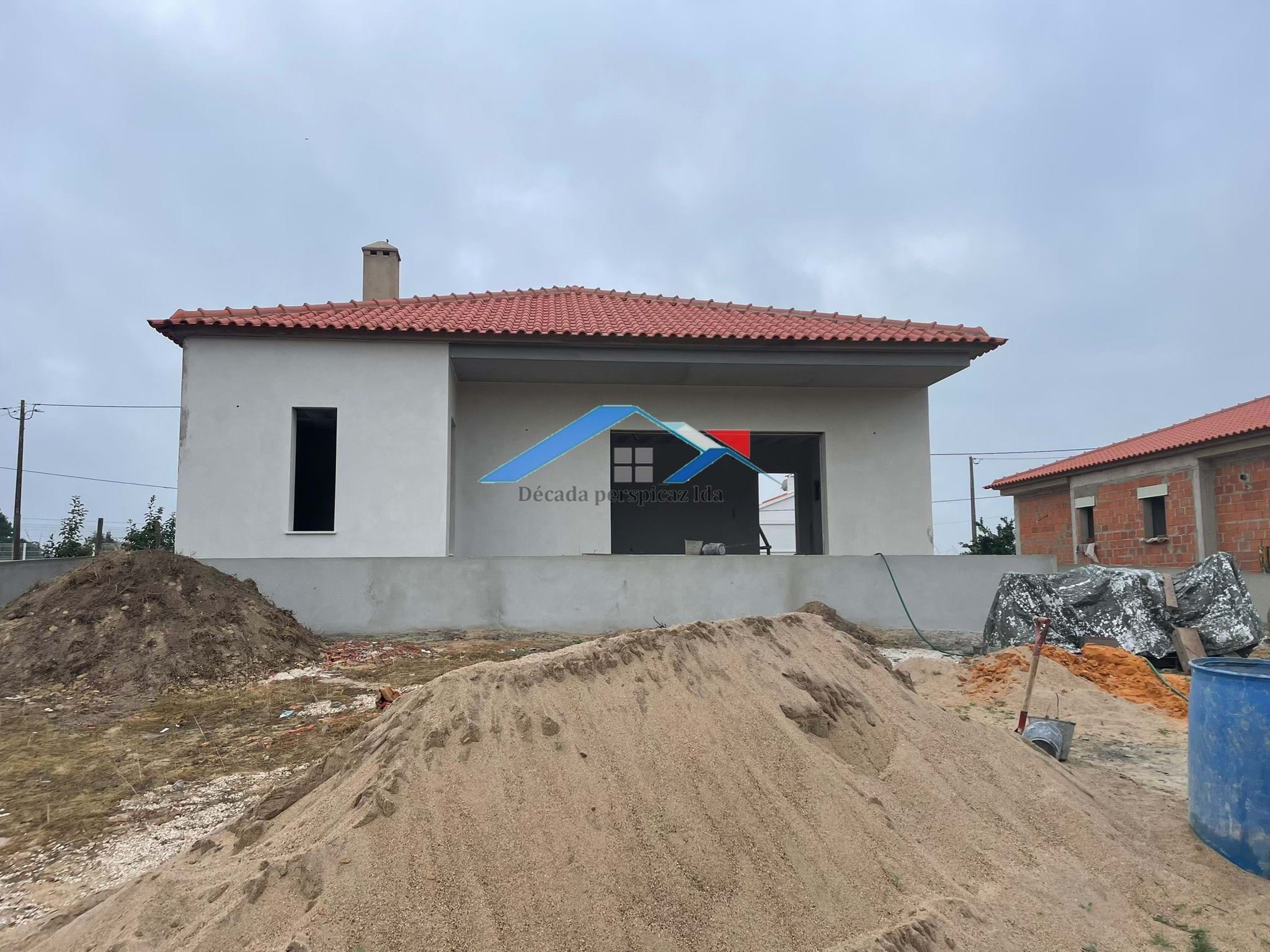 3 Bed, 2 Bath, HouseFor Sale, Coruche, Santarém, 2100