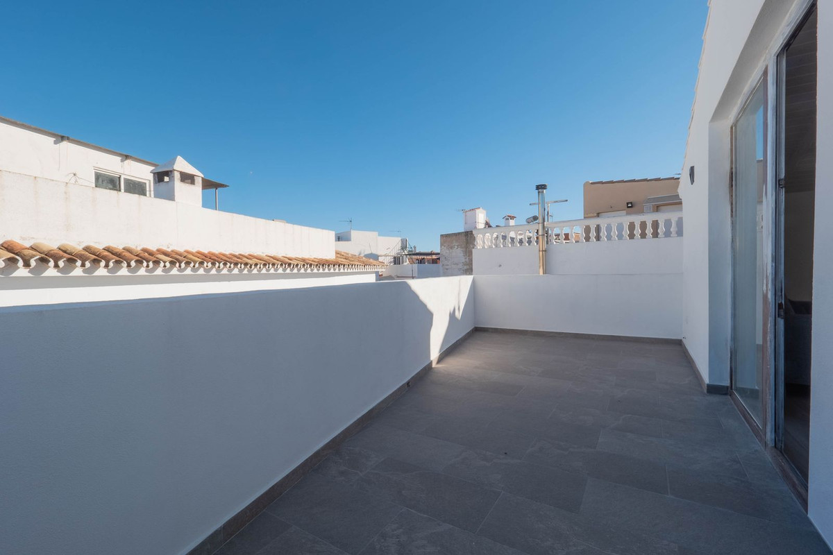 Alhaurin el Grande, Malaga, 3 Bedrooms Bedrooms, ,1 BathroomBathrooms,For Sale,R5235502
