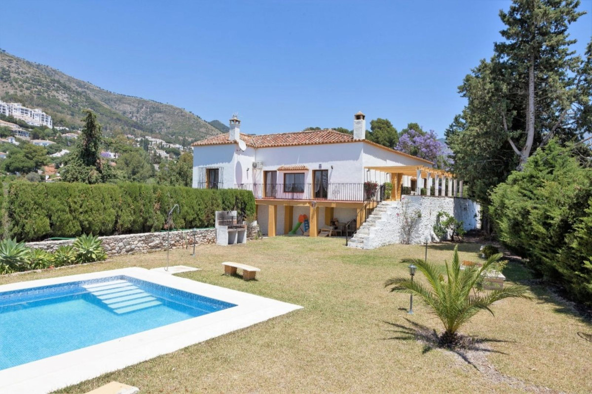 5 Bed, 3 Bath, HouseFor Sale, Mijas, Malaga