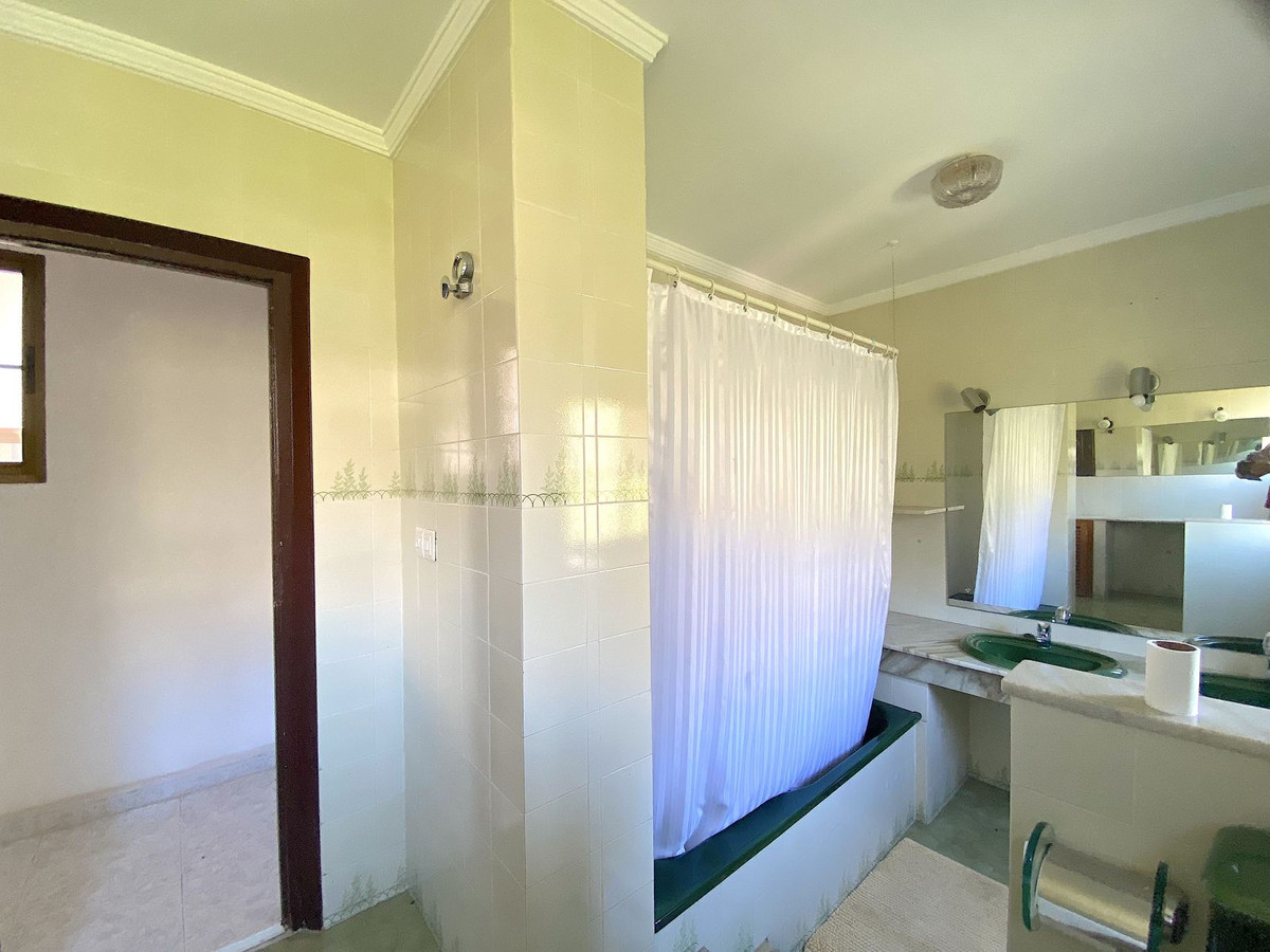 5 Bed, 3 Bath, HouseFor Sale, Mijas, Malaga