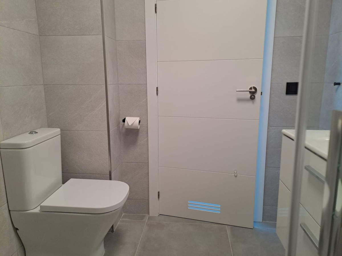 2 Bed, 1 Bath, ApartmentFor Sale, Cancelada, Malaga