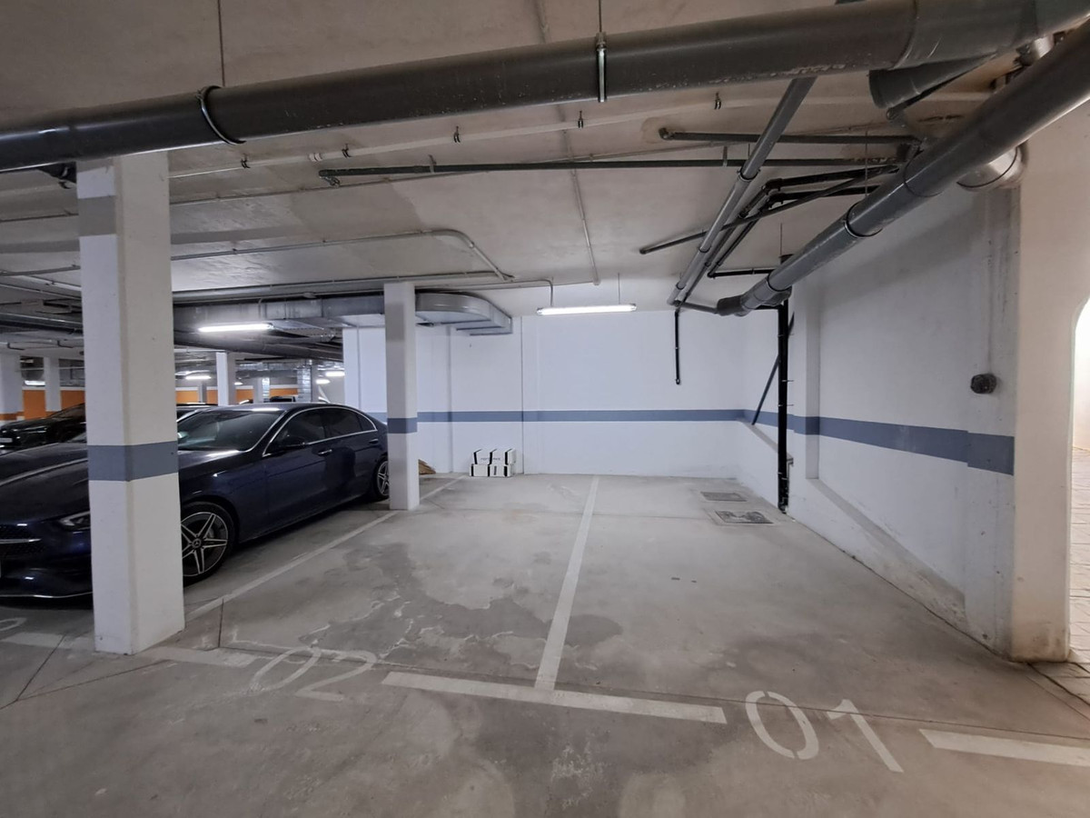 2 Bed, 1 Bath, ApartmentFor Sale, Cancelada, Malaga