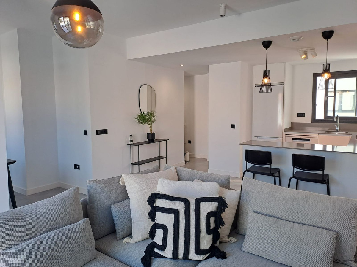 2 Bed, 1 Bath, ApartmentFor Sale, Cancelada, Malaga