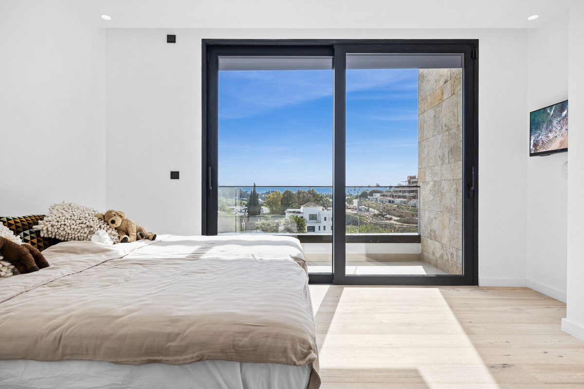 4 Bed, 4 Bath, HouseFor Sale, Benahavis, Malaga