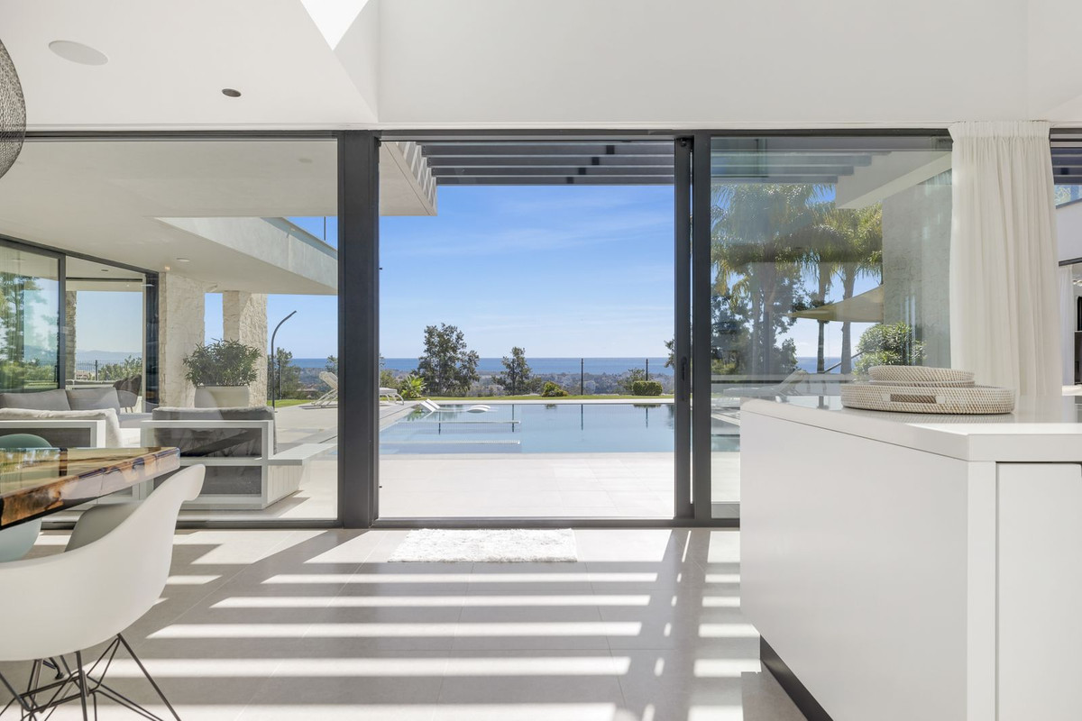 5 Bed, 5 Bath, HouseFor Sale, Benahavis, Malaga