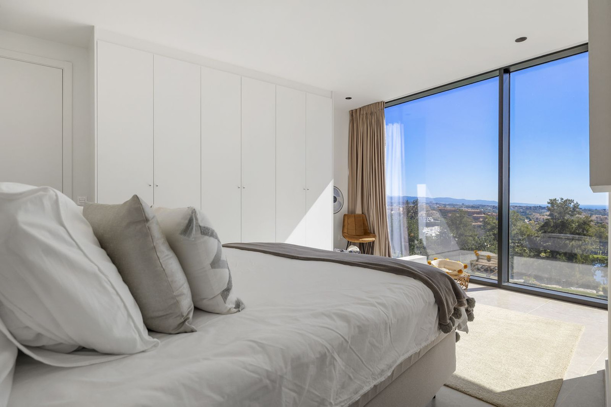 5 Bed, 5 Bath, HouseFor Sale, Benahavis, Malaga