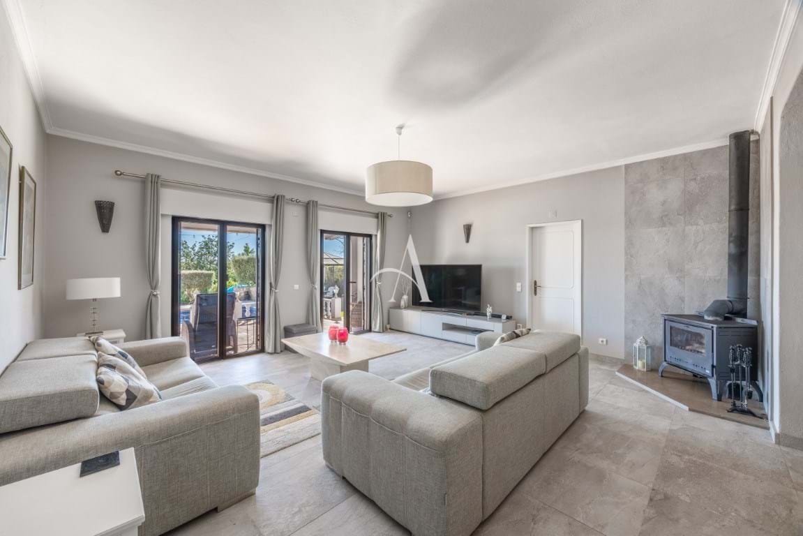 3 Bed, 2 Bath, HouseFor Sale, Sao Bras De Alportel, Faro, 8150-035