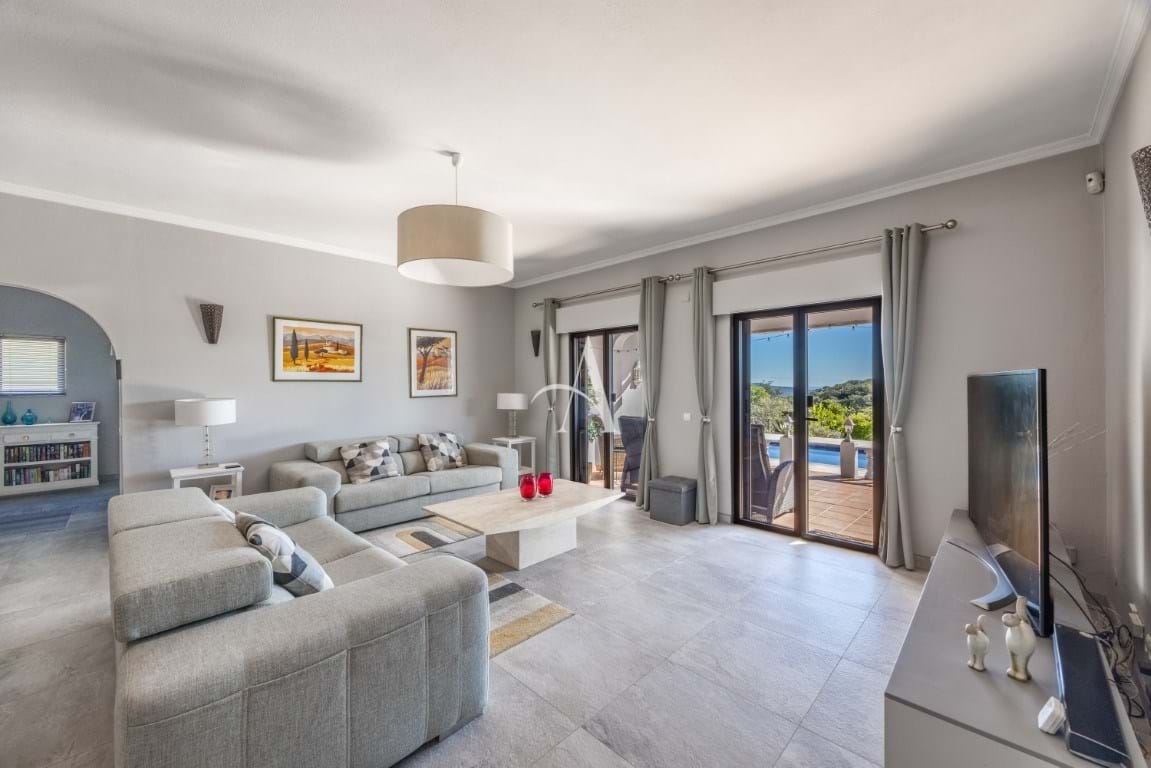 3 Bed, 2 Bath, HouseFor Sale, Sao Bras De Alportel, Faro, 8150-035