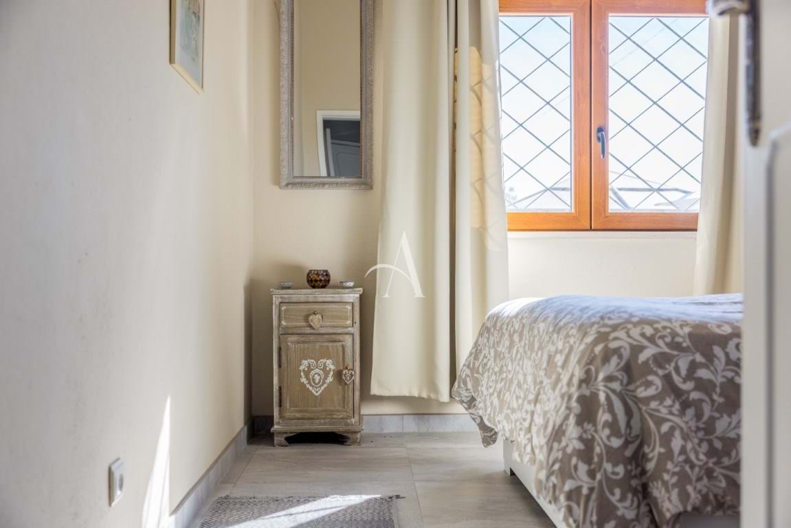 3 Bed, 2 Bath, HouseFor Sale, Sao Bras De Alportel, Faro, 8150-035