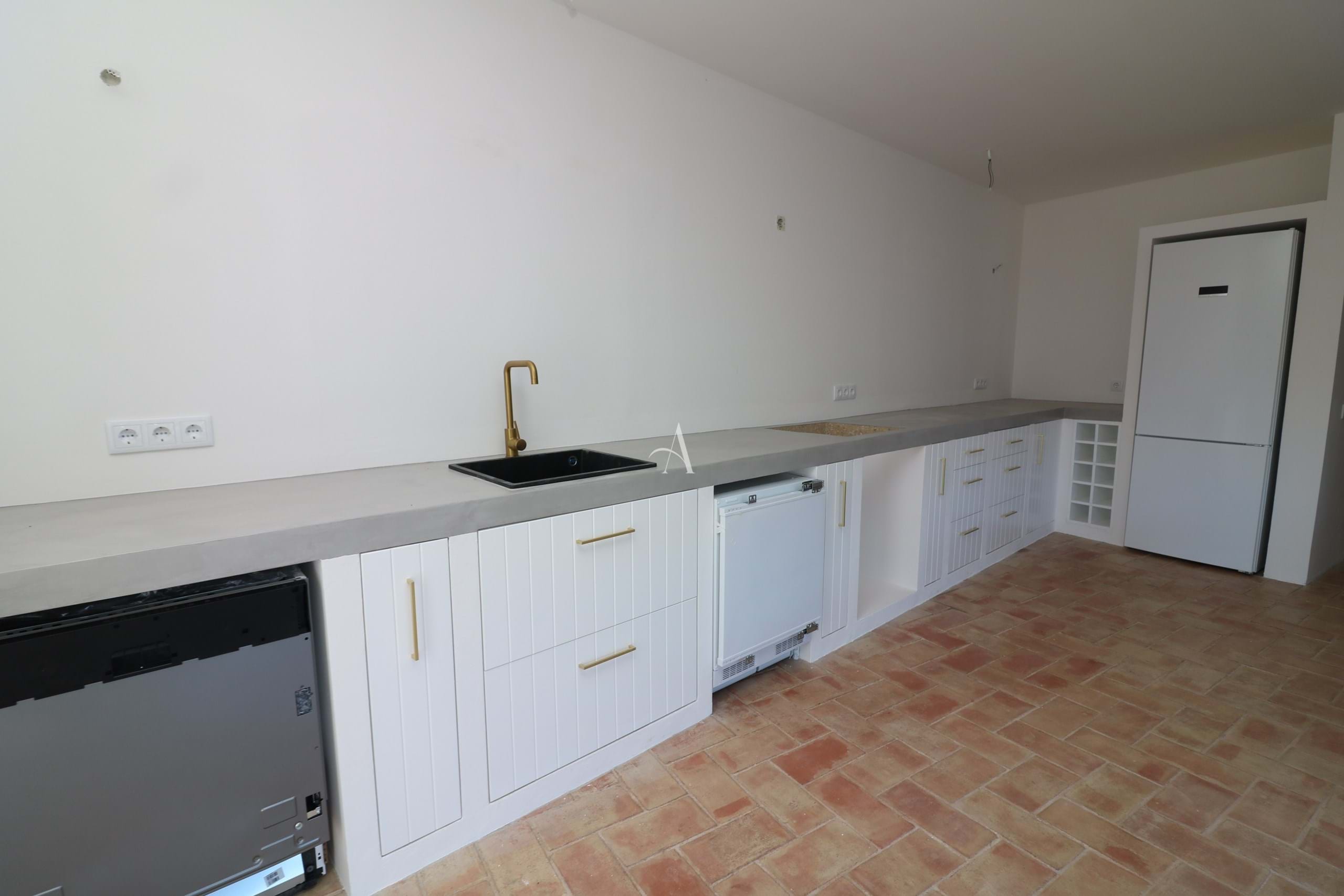 3 Bed, 3 Bath, HouseFor Sale, Sao Bras De Alportel, Faro, 8150-014 São Brás de