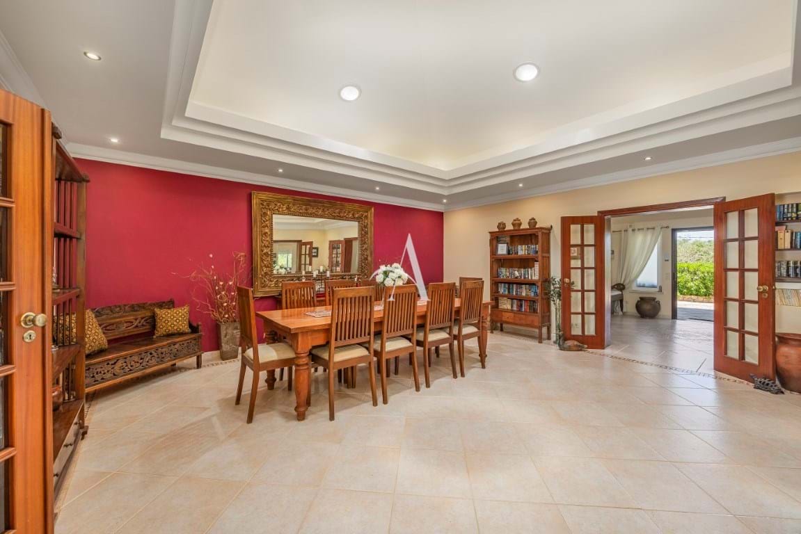 4 Bed, 6 Bath, HouseFor Sale, Faro, Faro