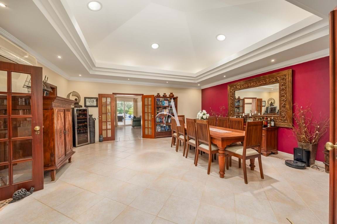 4 Bed, 6 Bath, HouseFor Sale, Faro, Faro