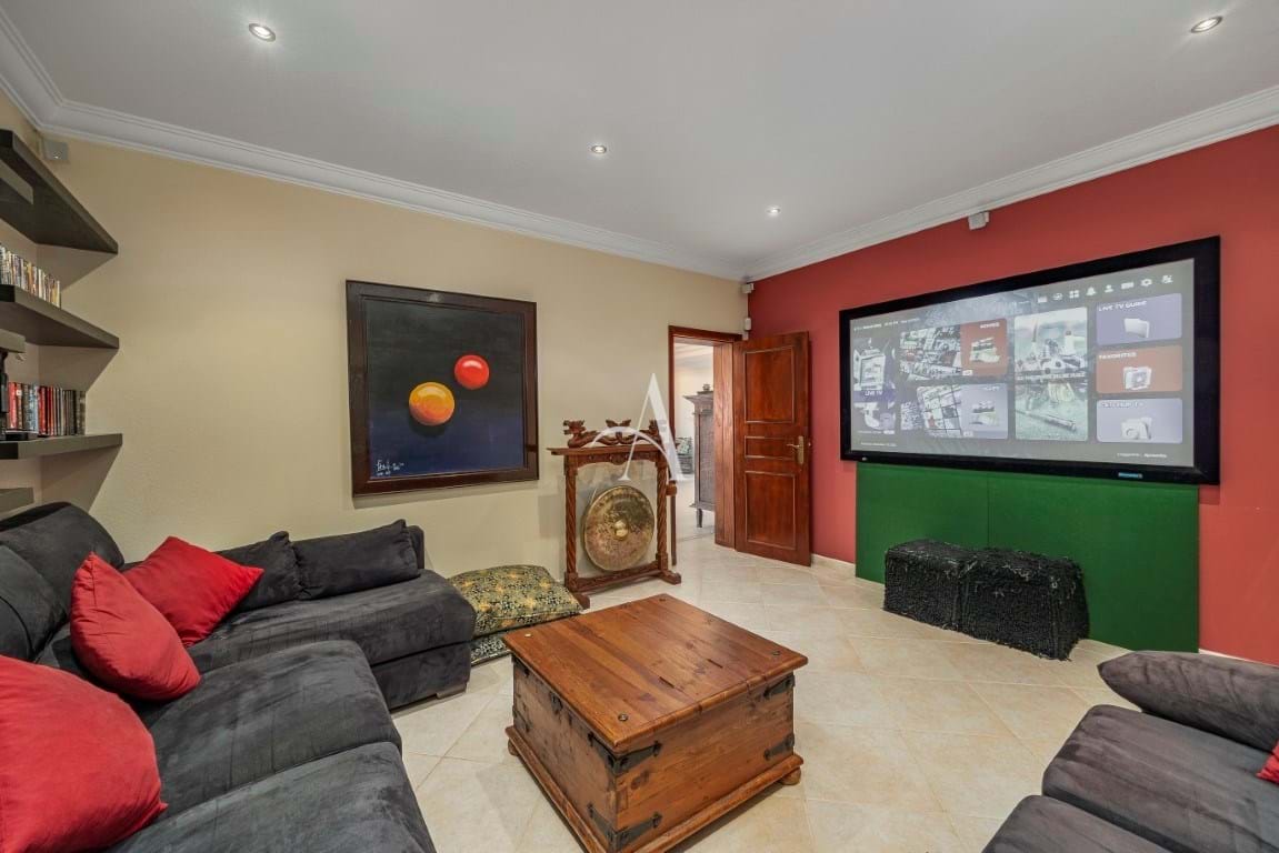 4 Bed, 6 Bath, HouseFor Sale, Faro, Faro