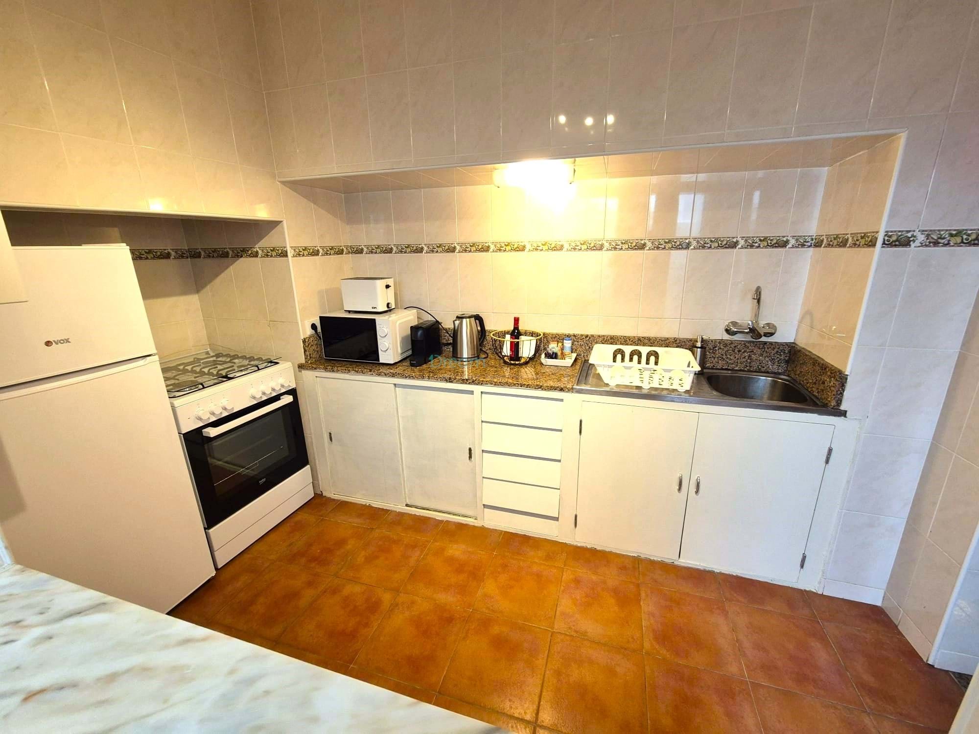 3 Bed, 1 Bath, HouseFor Sale, Lagos, Faro, 8600-769