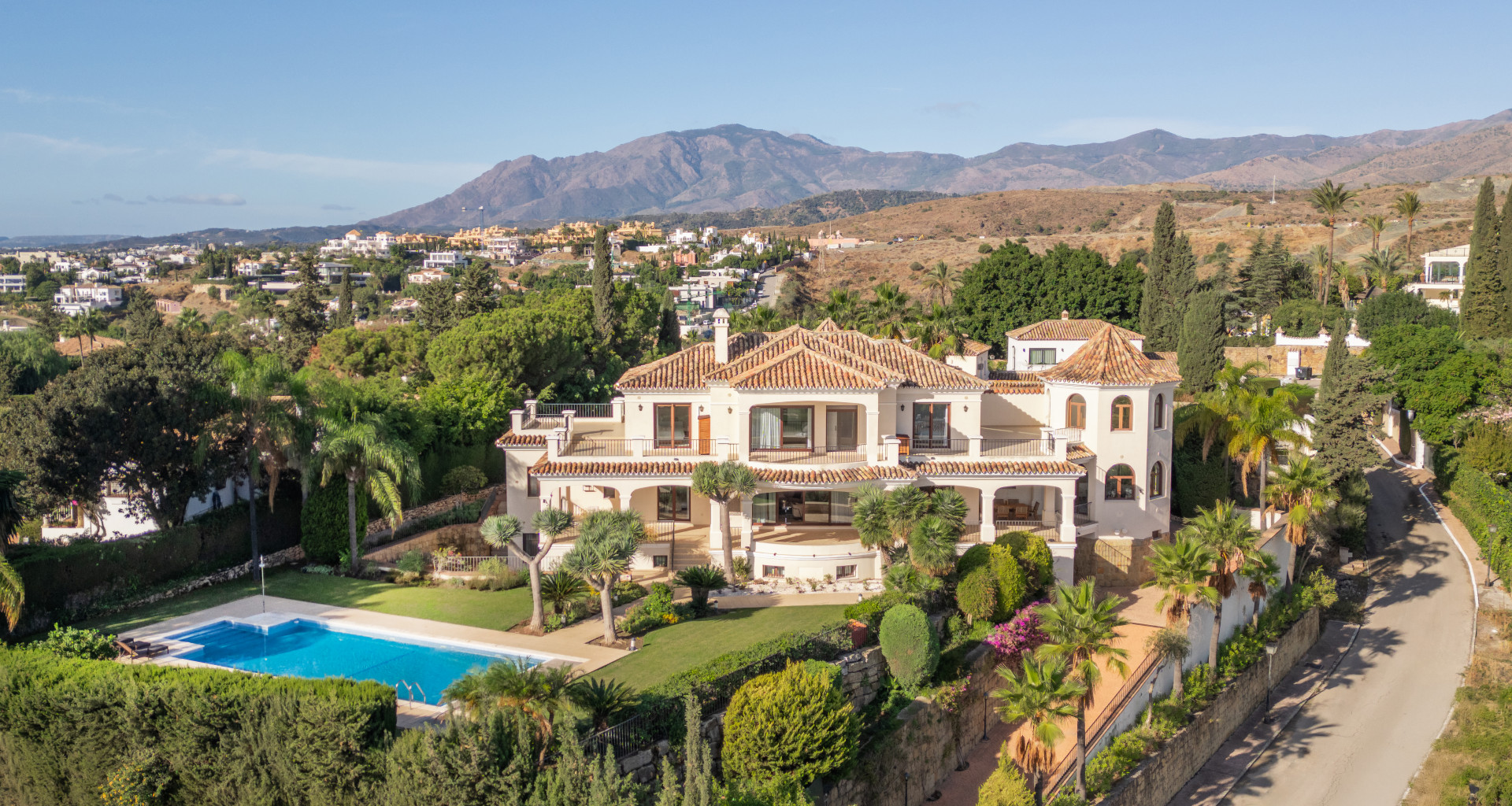 11 Bed, 12 Bath, HouseFor Sale, Benahavis, Malaga