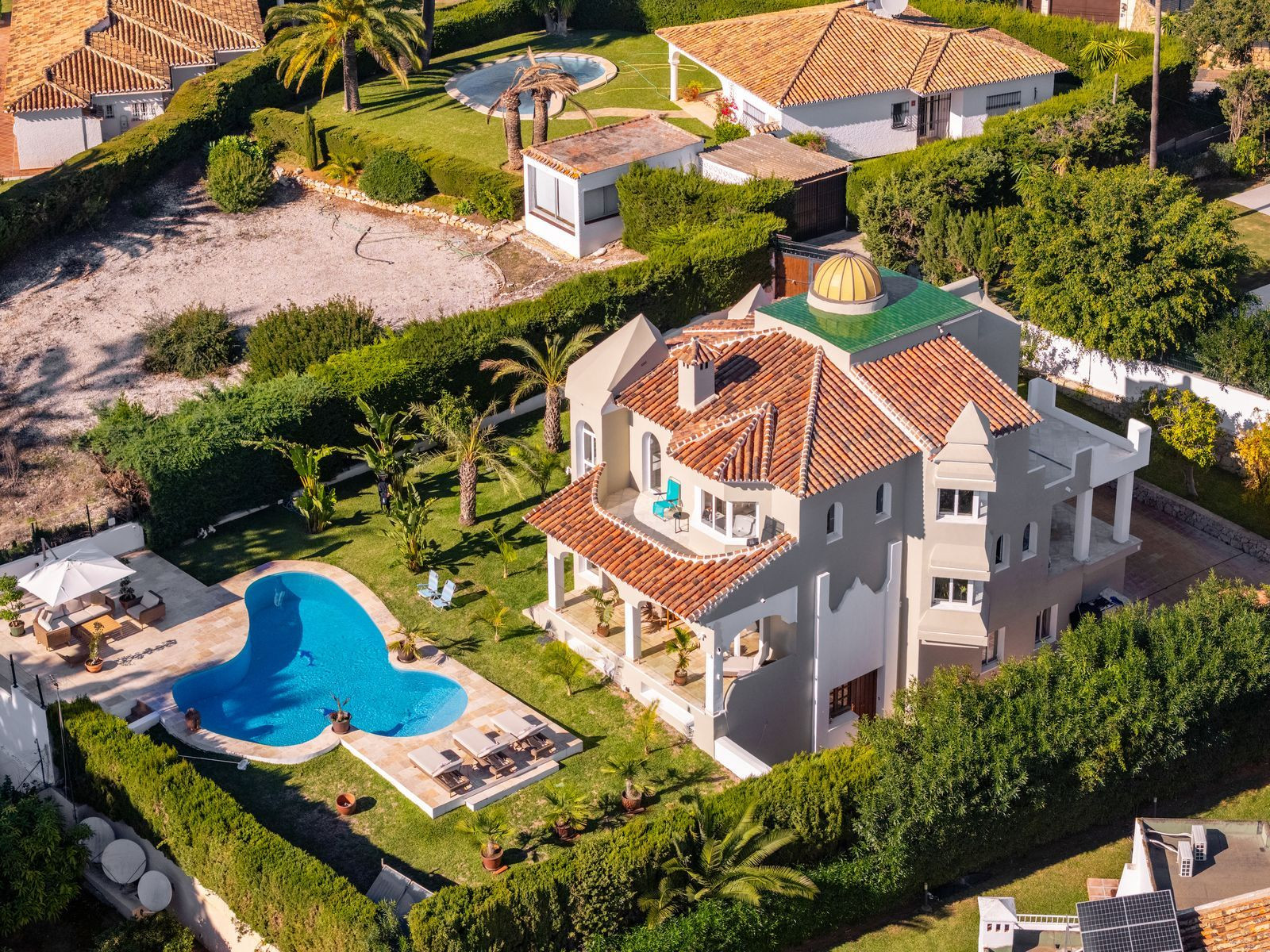 6 Bed, 5 Bath, HouseFor Sale, Marbella, Malaga 6 Bed, 5 Bath, HouseFor Sale, Marbella, Malaga