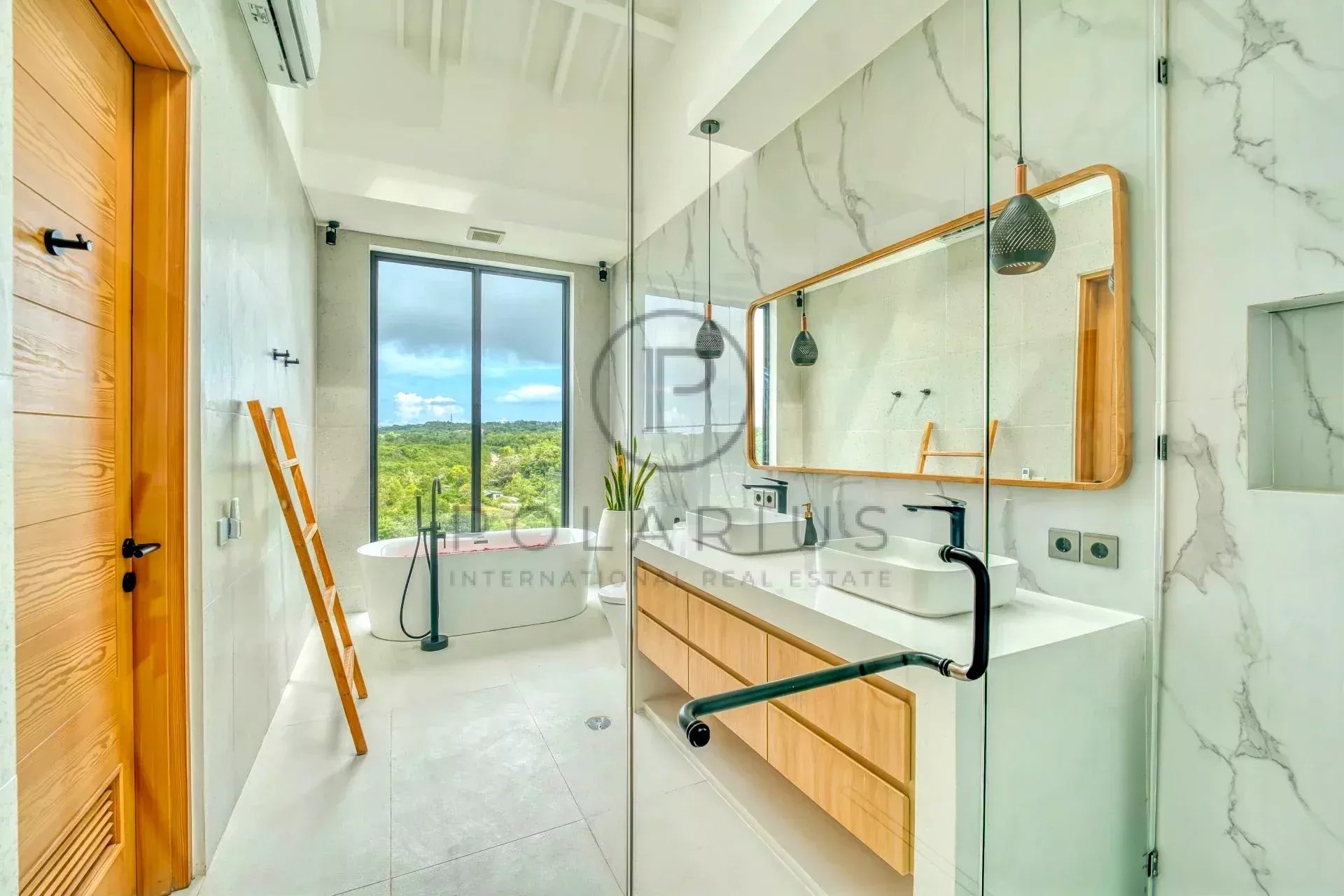 4 Bed, 4 Bath, HouseFor Sale, Uluwatu, Badung