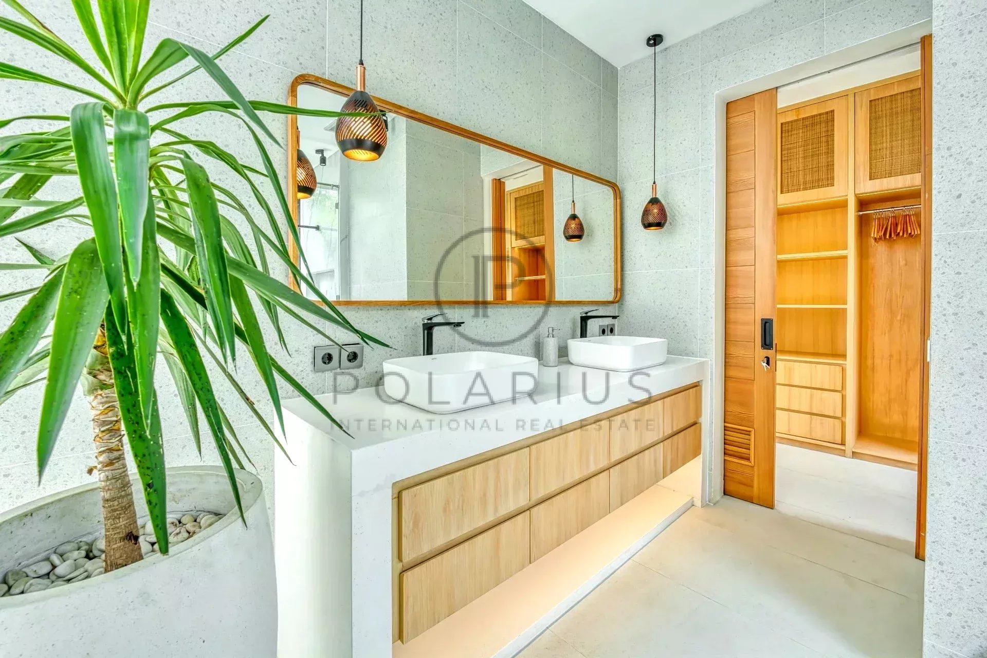 4 Bed, 4 Bath, HouseFor Sale, Uluwatu, Badung