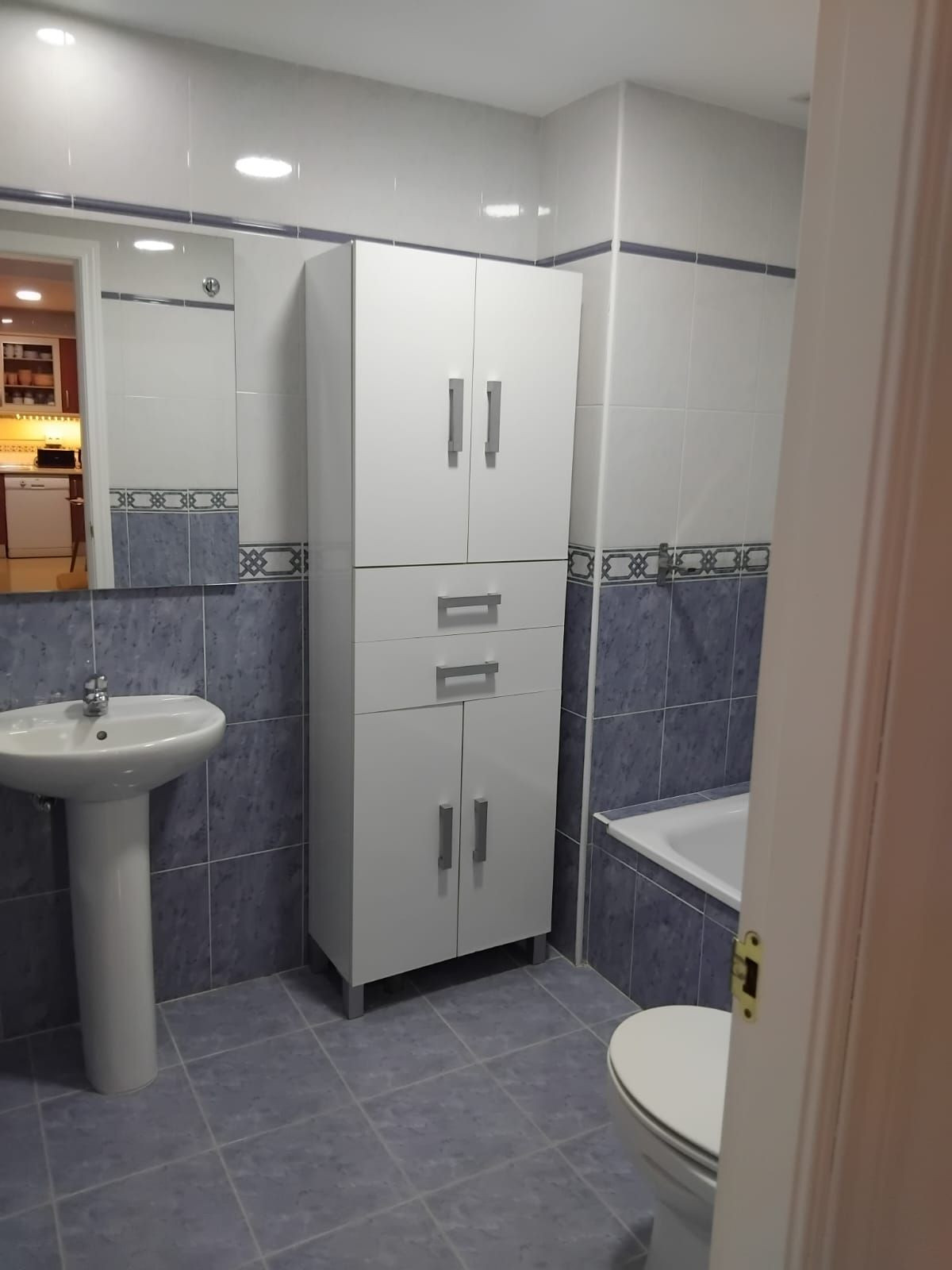 3 Bed, 2 Bath, ApartmentFor Sale, San Luis de Sabinillas, Malaga