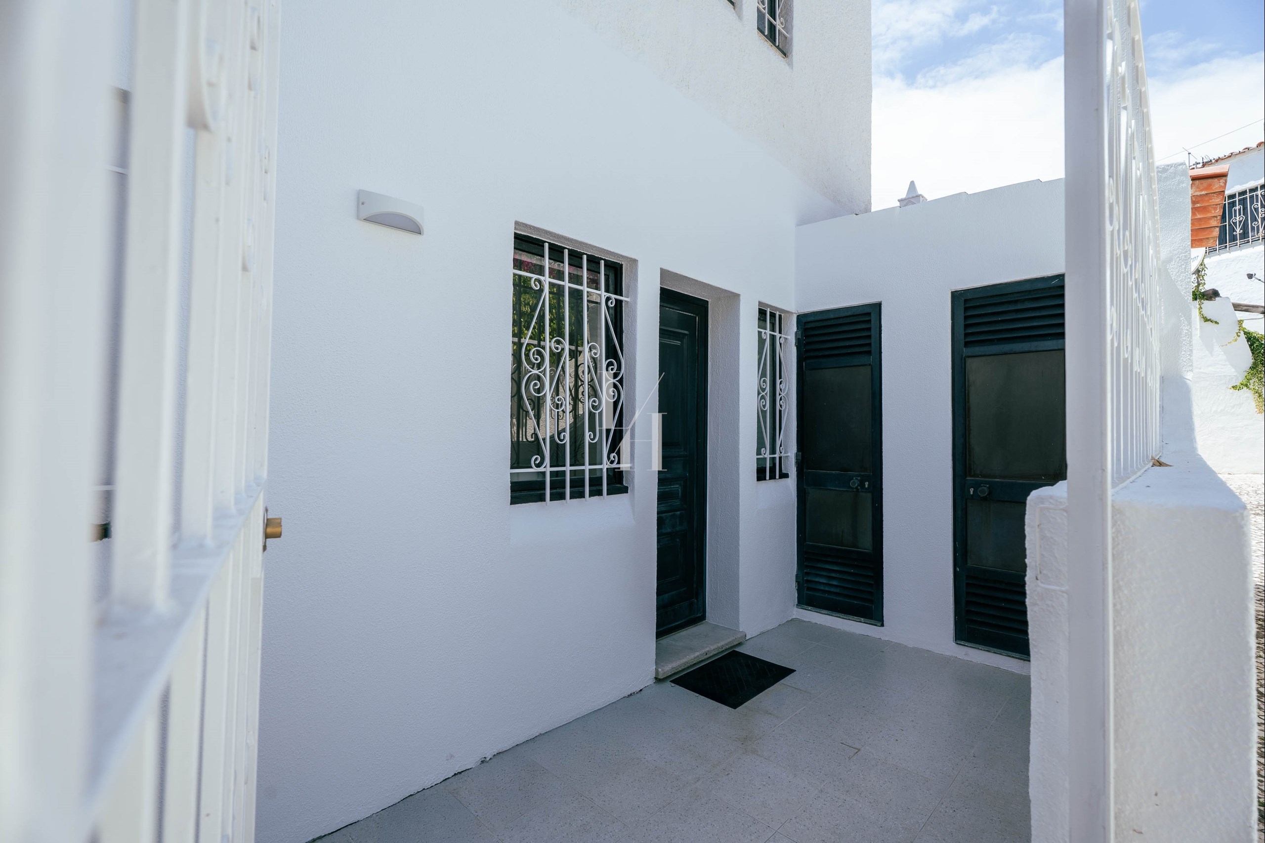 2 Bed, 2 Bath, ApartmentFor Sale, Loulé, Faro, 8125-171