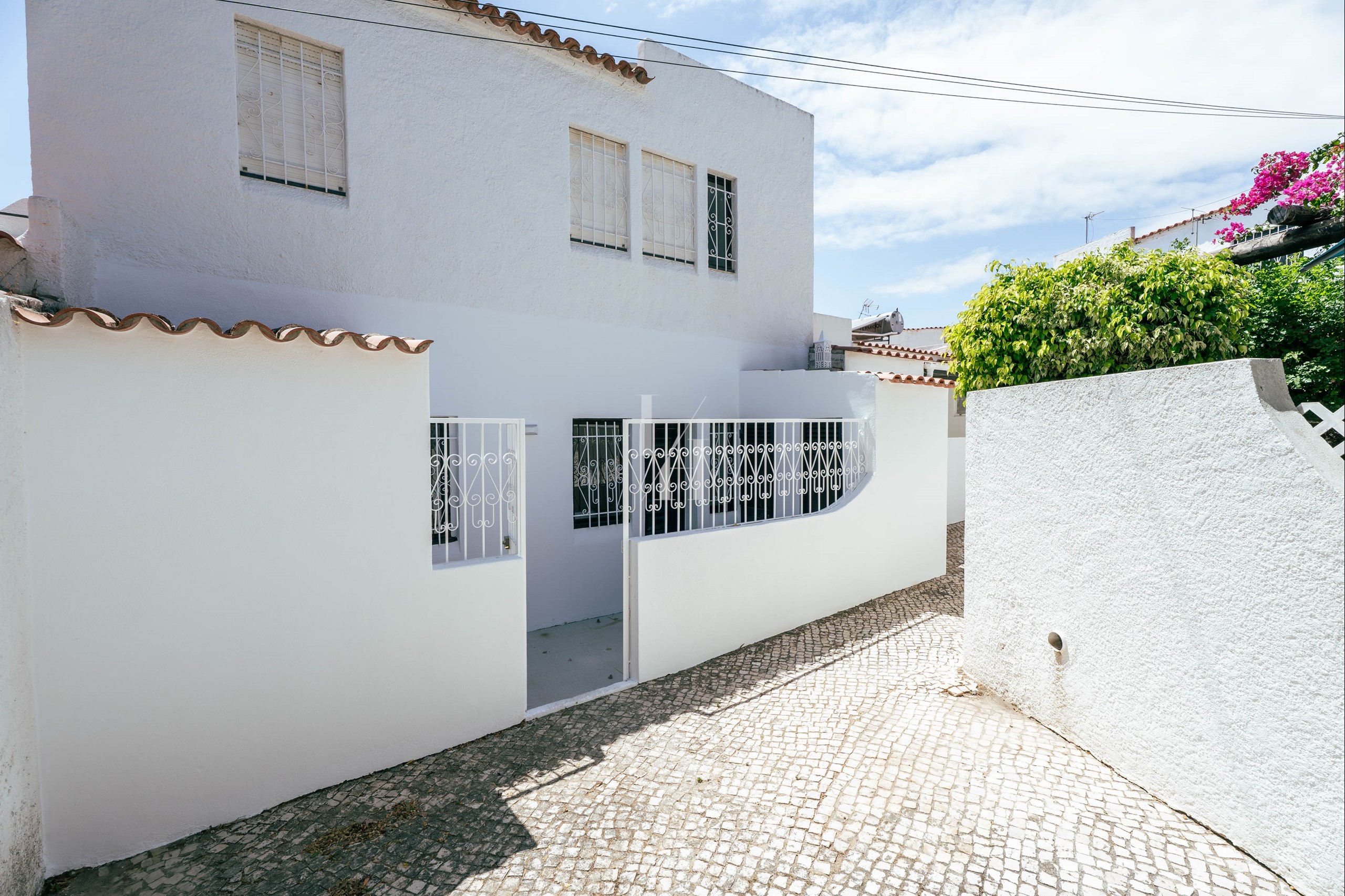 2 Bed, 2 Bath, ApartmentFor Sale, Loulé, Faro, 8125-171