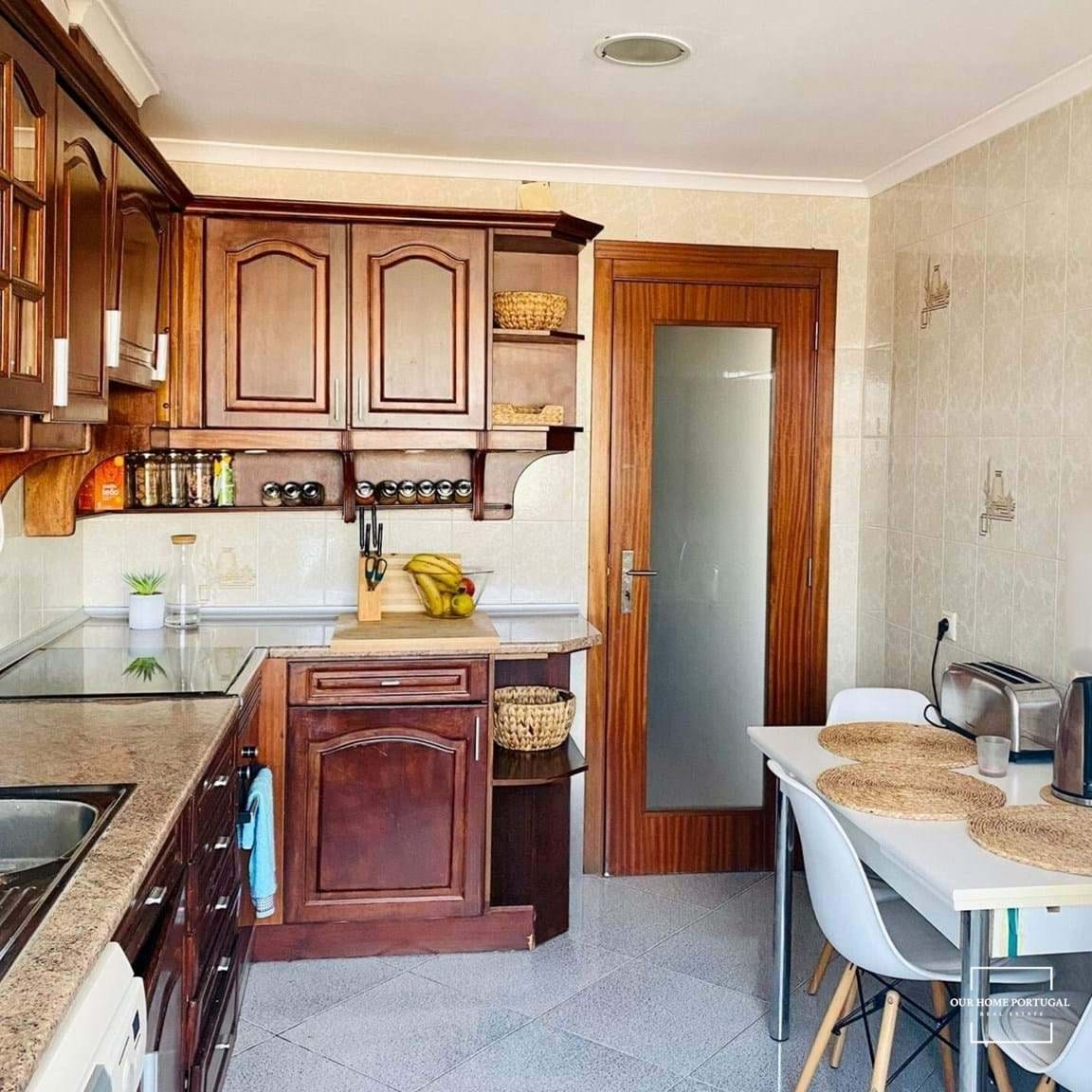 2 Bed, 1 Bath, ApartmentFor Sale, Sintra, Lisboa, 2710-728