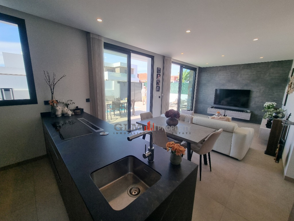 3 Bed, 2 Bath, ApartmentFor Sale, Santiago De La Ribera, Murcia