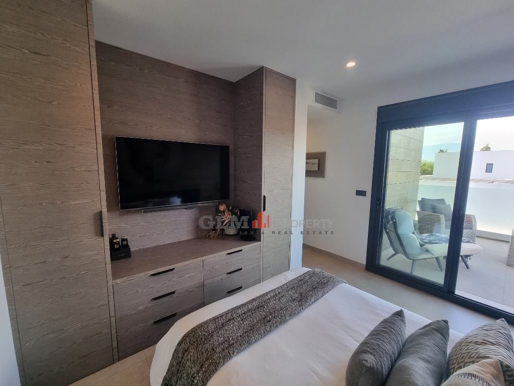 3 Bed, 2 Bath, ApartmentFor Sale, Santiago De La Ribera, Murcia