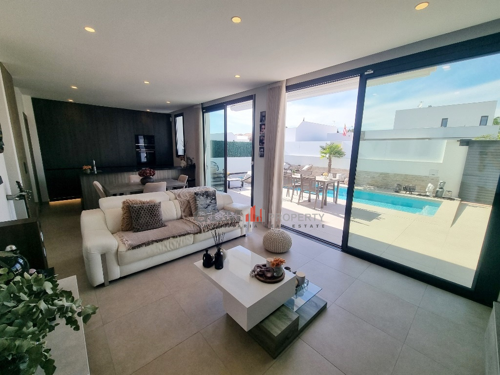 3 Bed, 2 Bath, ApartmentFor Sale, Santiago De La Ribera, Murcia