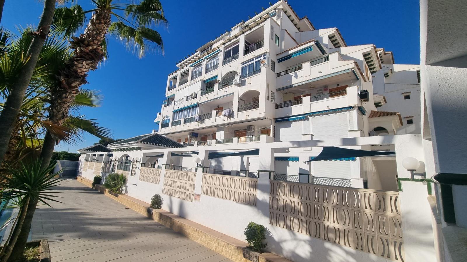 1 Bath, ApartmentFor Sale, Torrevieja, Alicante