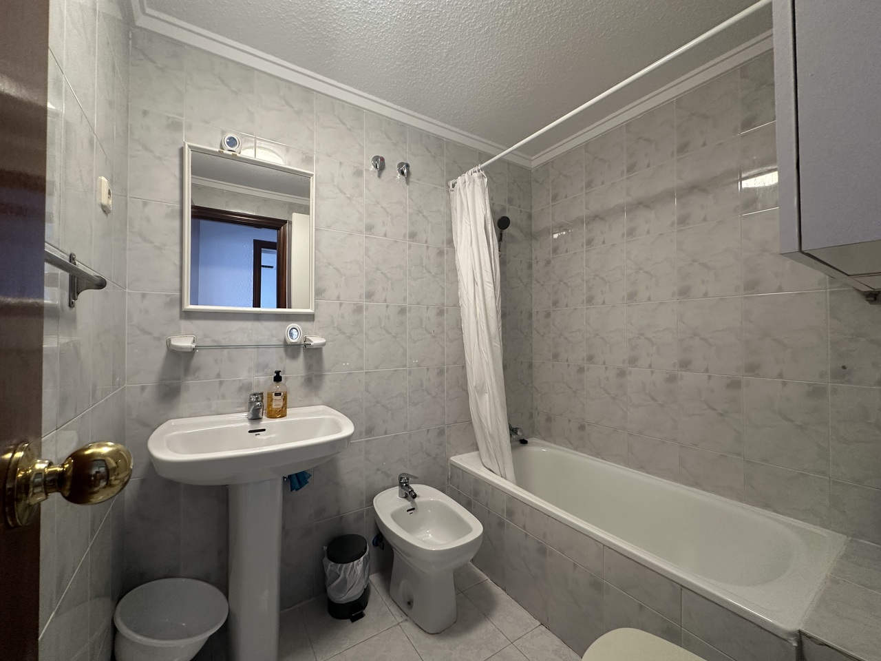 2 Bed, 1 Bath, ApartmentFor Sale, Torrevieja, Alicante