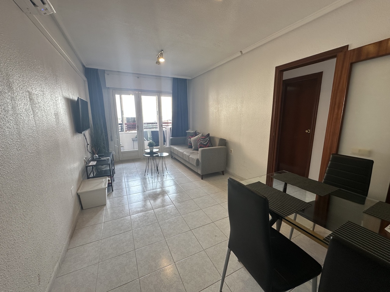 2 Bed, 1 Bath, ApartmentFor Sale, Torrevieja, Alicante