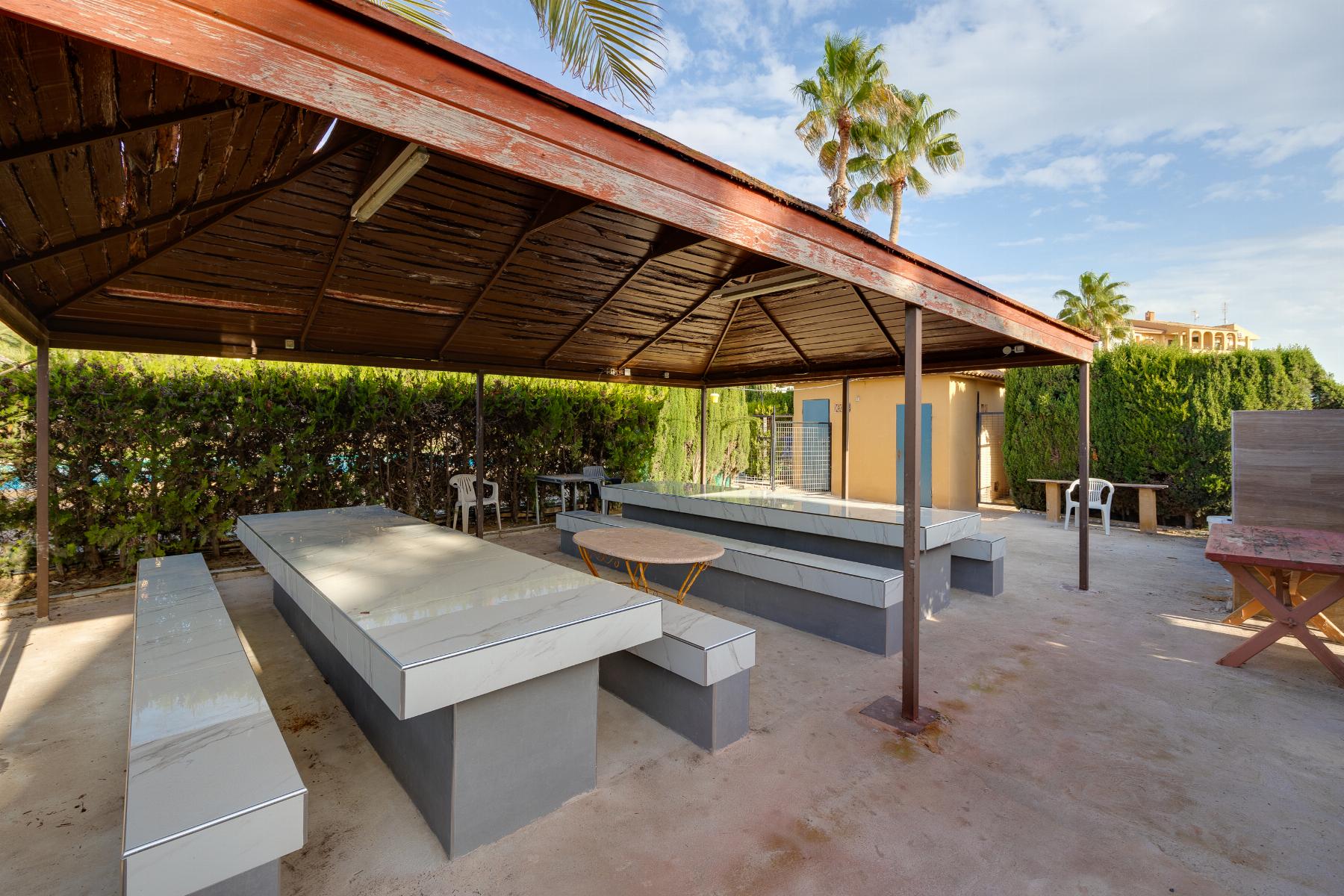 1 Bath, ApartmentFor Sale, Torrevieja, Alicante