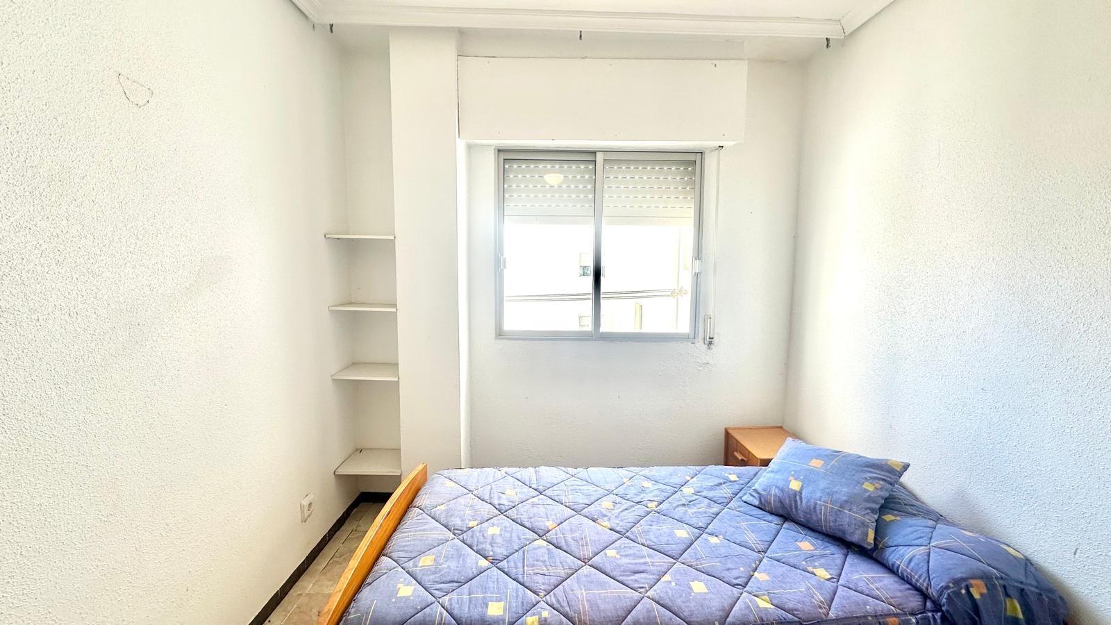 2 Bed, 1 Bath, ApartmentFor Sale, Torrevieja, Alicante