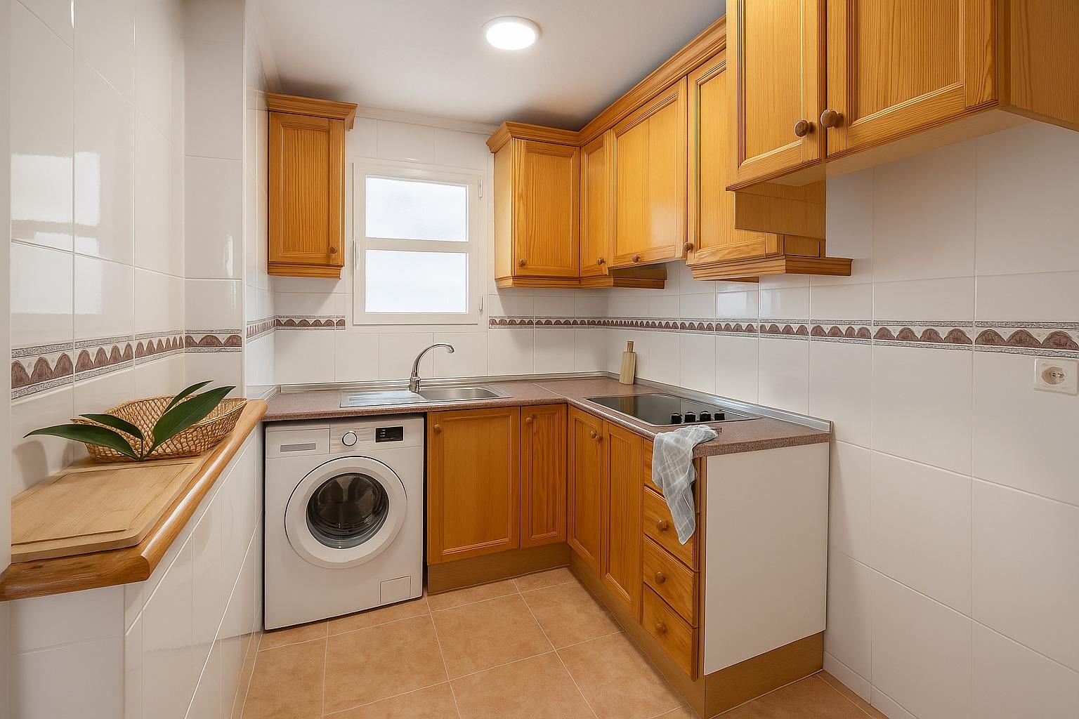 2 Bed, 1 Bath, ApartmentFor Sale, Torrevieja, Alicante