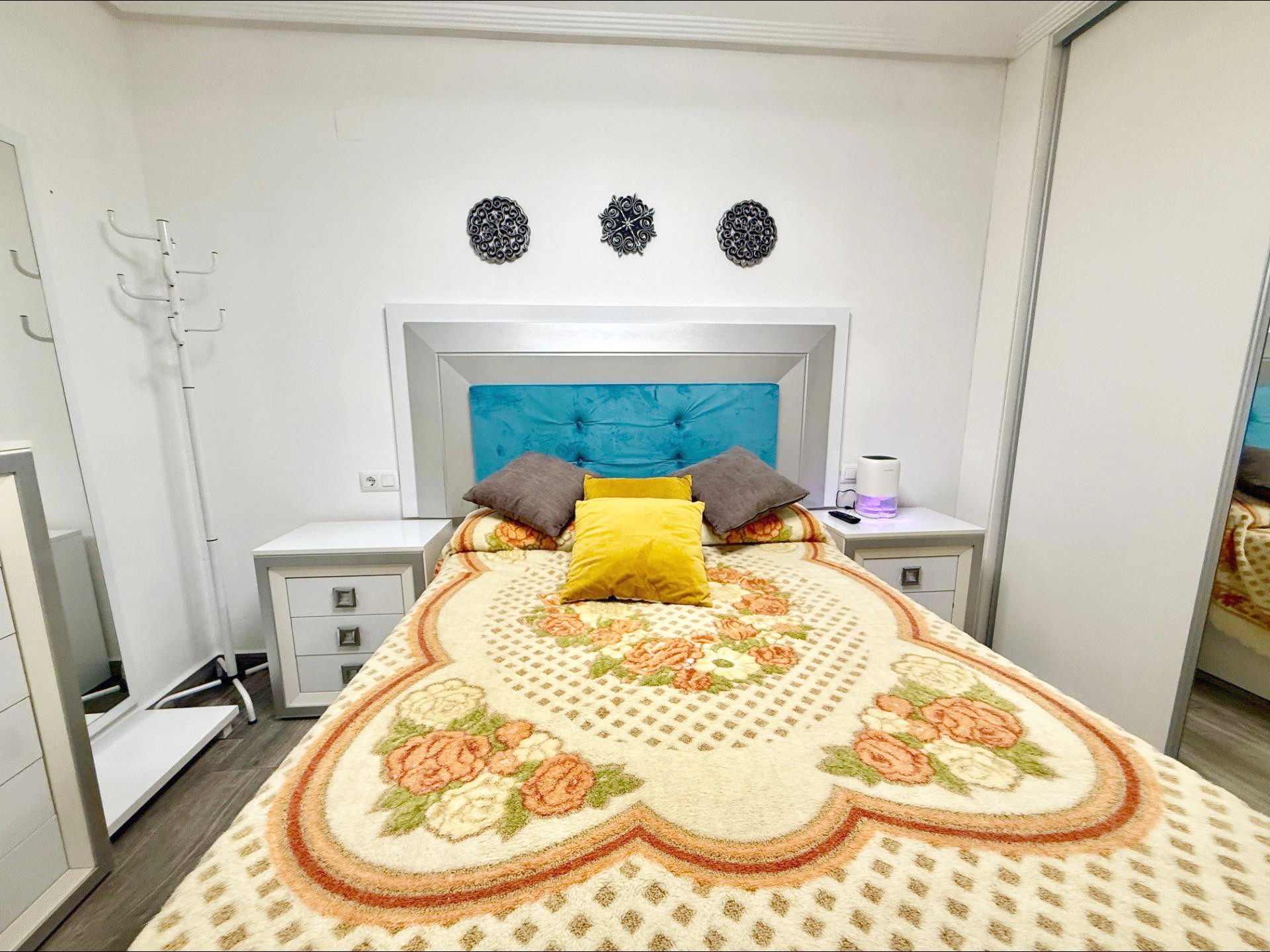 2 Bed, 1 Bath, ApartmentFor Sale, Torrevieja, Alicante