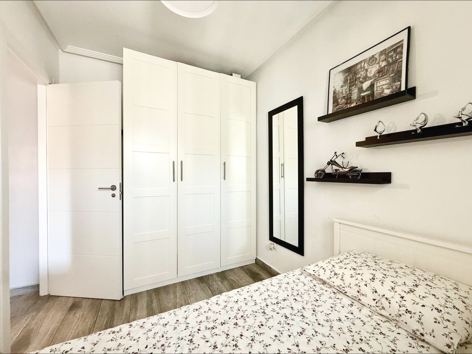 2 Bed, 1 Bath, ApartmentFor Sale, Torrevieja, Alicante