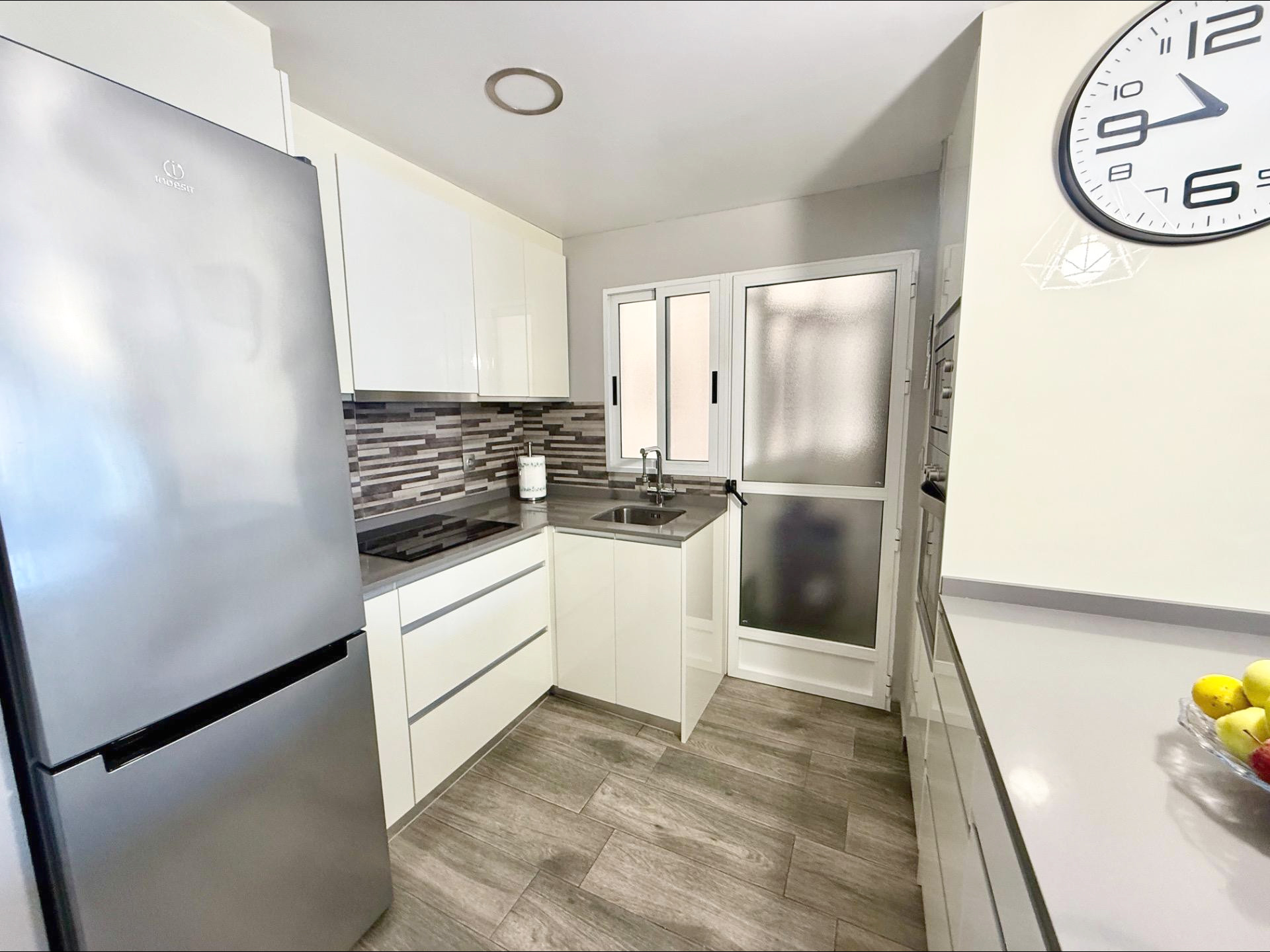 2 Bed, 1 Bath, ApartmentFor Sale, Torrevieja, Alicante