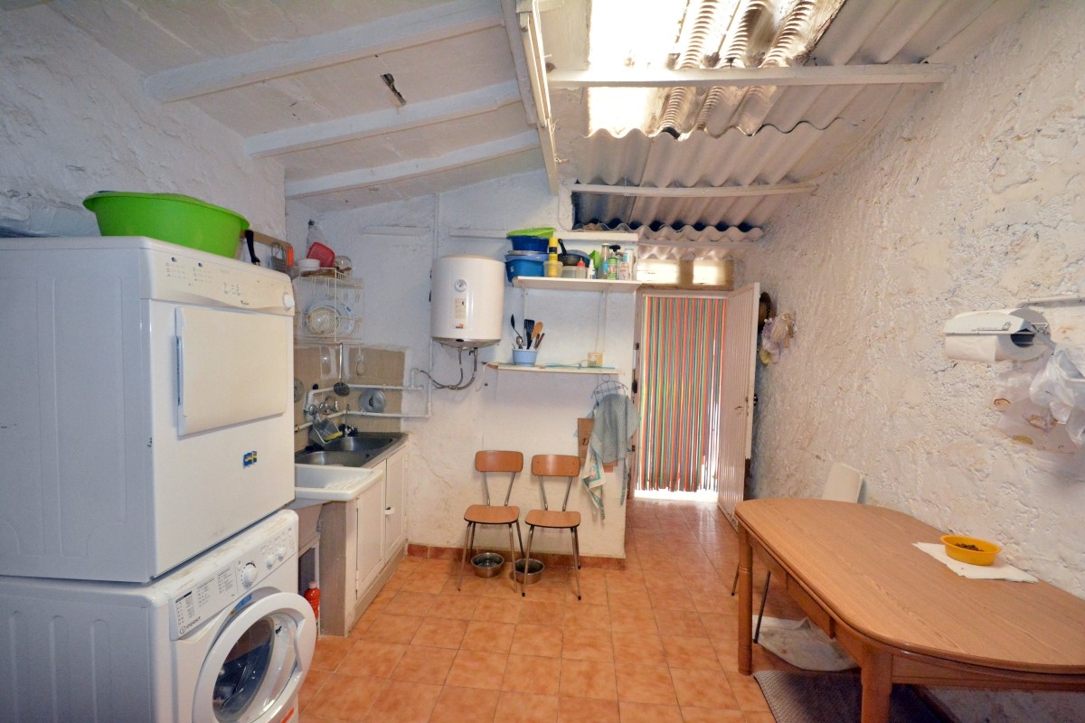 4 Bed, 3 Bath, HouseFor Sale, Almoradi, Alicante