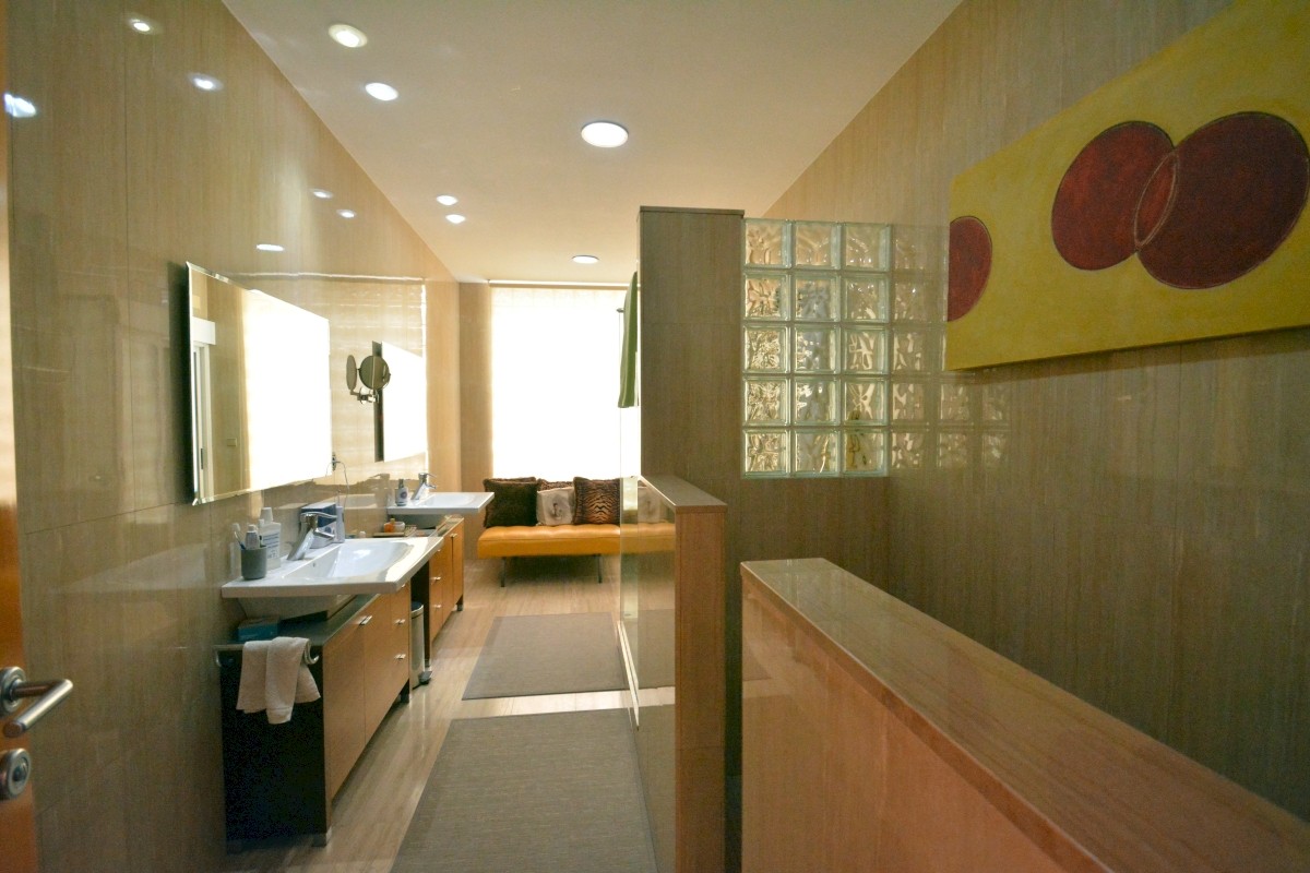 4 Bed, 3 Bath, HouseFor Sale, Almoradi, Alicante