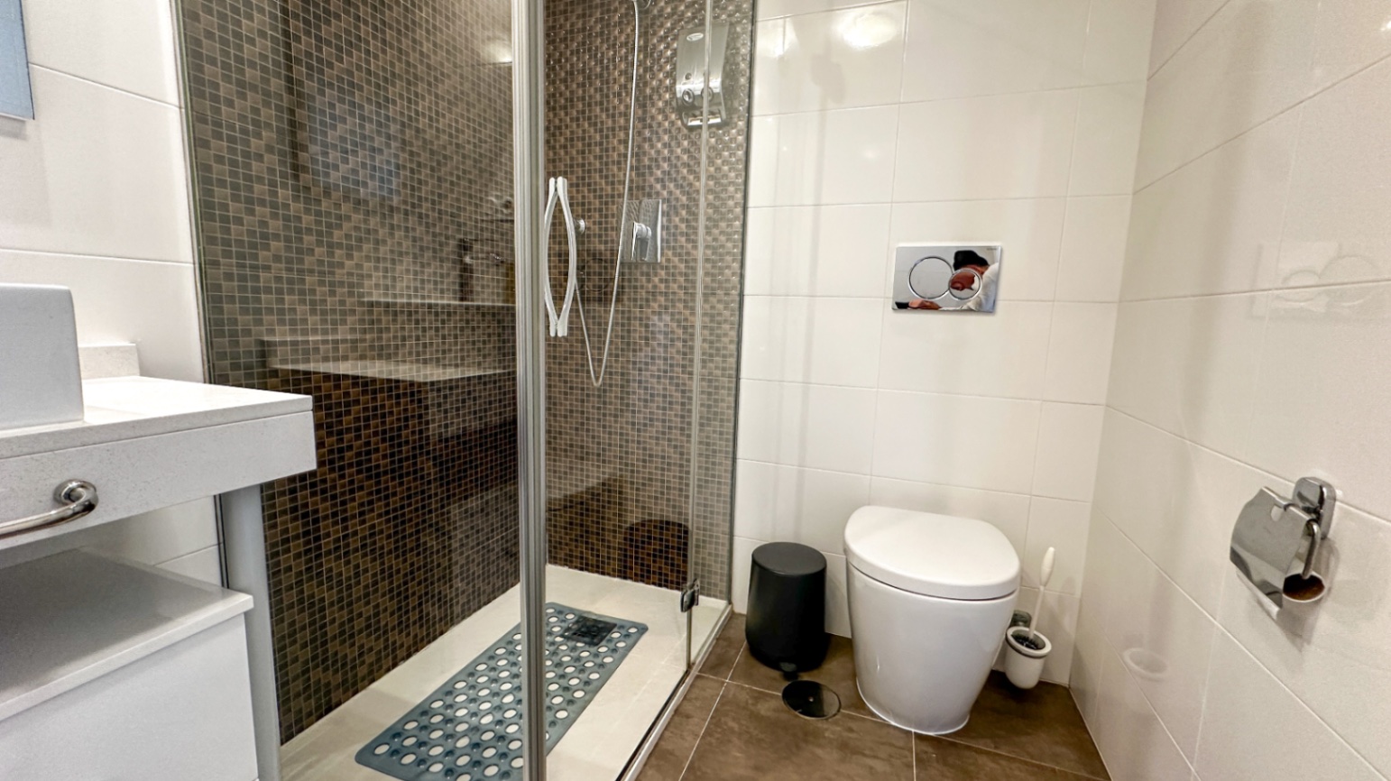 2 Bed, 2 Bath, ApartmentFor Sale, Torrevieja, Alicante