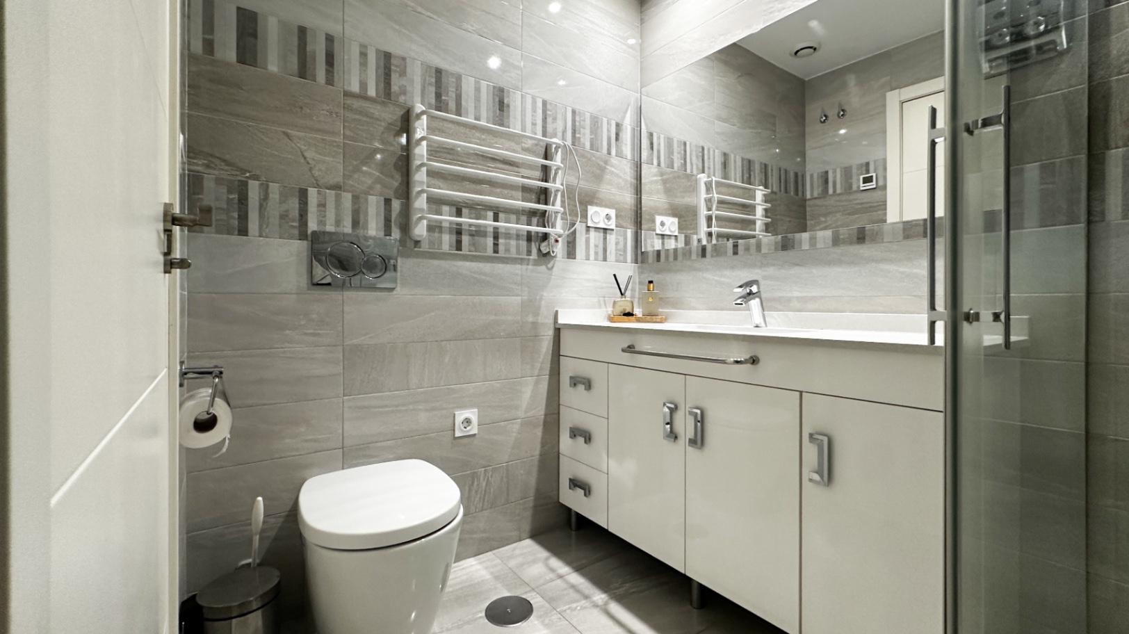 2 Bed, 2 Bath, ApartmentFor Sale, Torrevieja, Alicante