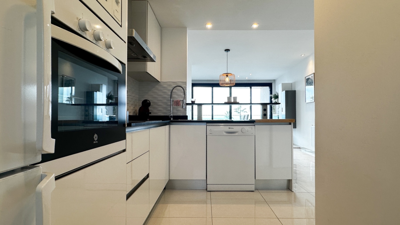 2 Bed, 2 Bath, ApartmentFor Sale, Torrevieja, Alicante